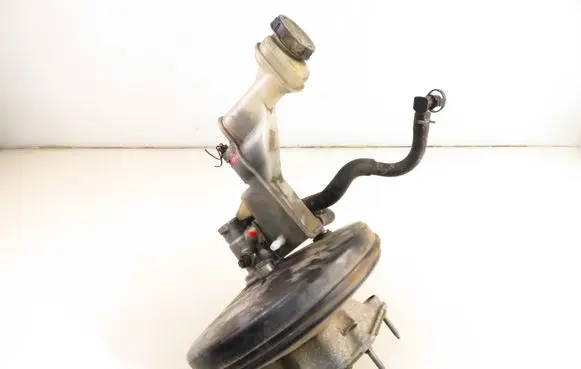 Nissan Qashqai Brake booster 46007JD90A 0204051565