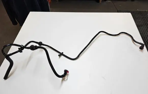 Chrysler Pacifica Vacuum line/pipe/hose 68223529AC