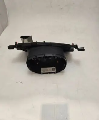 Ram 1500 Steering wheel trim 2567662LC5 012743 5YP11LC5AF