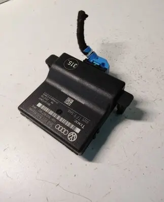 Skoda Octavia Mk2 (1Z) Gateway control module 1K0907951 1K0907530H