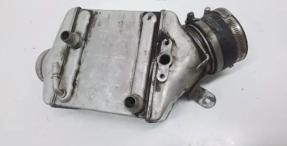 BMW 7 F01 F02 F03 F04 Intercooler radiator 7575406