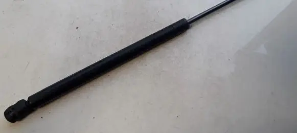 Audi A3 S3 8L Tailgate/trunk strut/damper 8D9827552