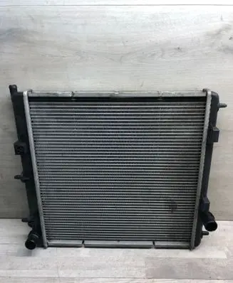 Citroen C4 Cactus Coolant radiator 886160000 95007T01 96007101