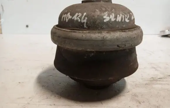 Mercedes-Benz 190 W201 Engine mount vacuum valve 2012404317
