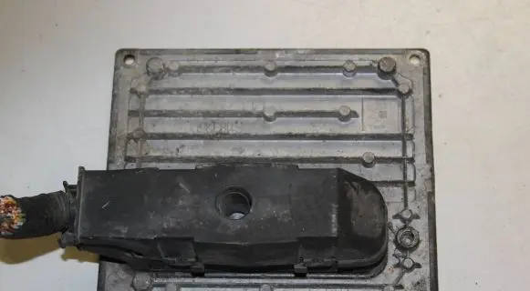 Ford Fiesta Engine control unit/module 2S6A12A650SH S118107002L