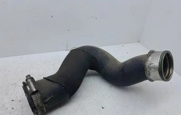 Audi Q7 4L Intercooler hose/pipe 7L6145738A