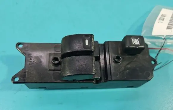 Mitsubishi Colt CZ3 Electric window control switch 8608A179 IMPRK1383881