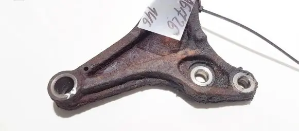 Mazda Premacy Engine mounting bracket bj3a