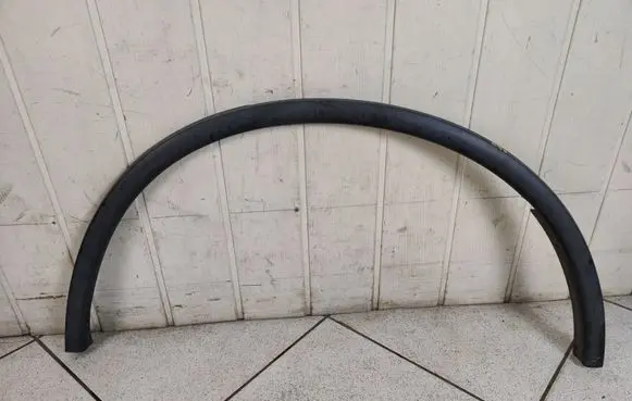 Rear arch trim