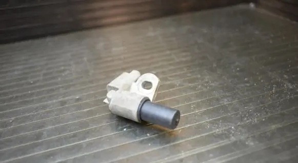 Volvo V50 Camshaft position sensor 9645844080
