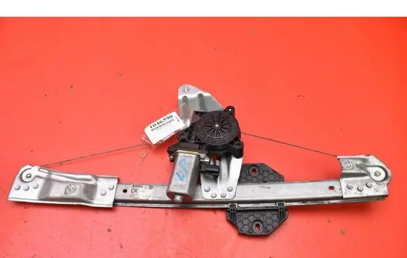 Dacia Sandero Front door window regulator with motor 807213282R