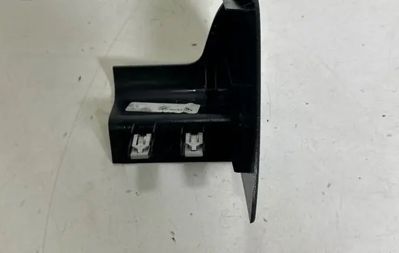 Land Rover Discovery 4 - LR4 Seat trim D1U7A303014