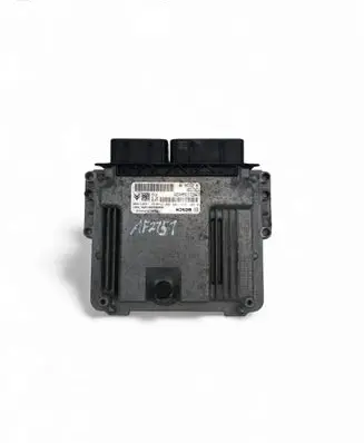 Peugeot Expert Engine control unit/module ECU 9825318180