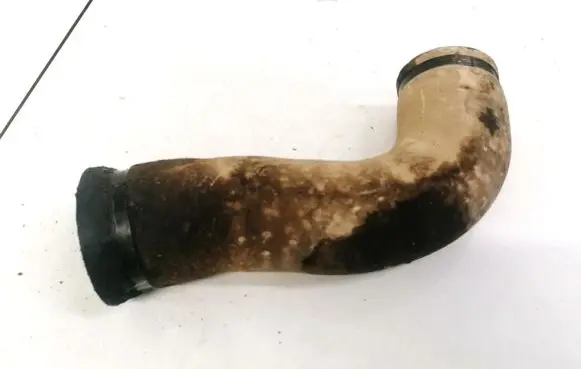 Toyota Avensis T220 Intercooler hose/pipe