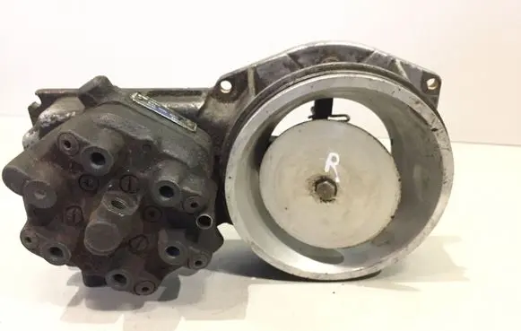 Audi 100 200 5000 C3 Fuel distributor 035133353AB 0438120185 0438100125