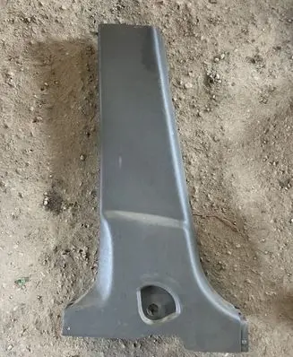 Hyundai Tucson JM (B) pillar trim (bottom) 858352E000 858352E00 858352000