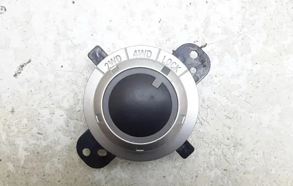 Mitsubishi Outlander Differential lock switch 