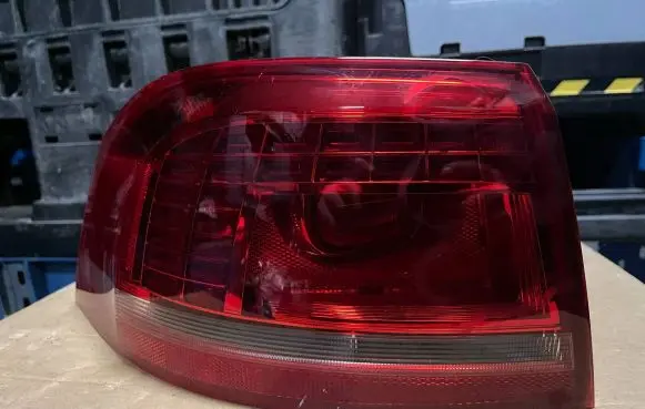 Volkswagen PASSAT B7 Rear/tail lights 3AF945309