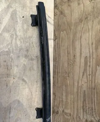 Volkswagen Jetta V Rear bumper cross member 1K5807585A
