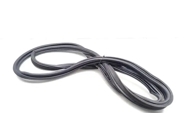 Jeep Cherokee Trunk rubber seal (body) 