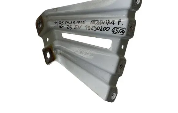 MG ZS Fender mounting bracket 10230200