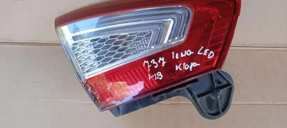 Ford Mondeo MK IV Tailgate rear/tail lights