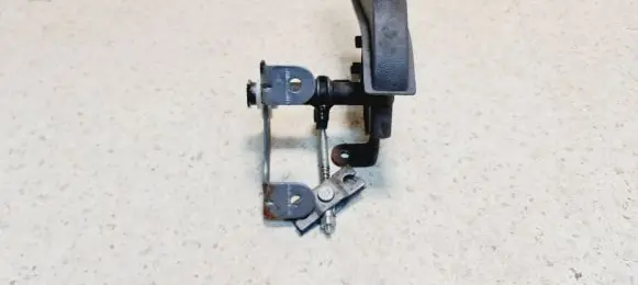 KIA Rio Handbrake/parking brake lever assembly 2XIBIA 00043454