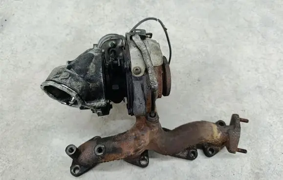 Volkswagen Golf V Turbo 03G253010A