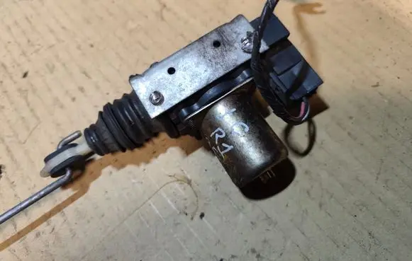 Jeep Cherokee XJ Front door lock motor 