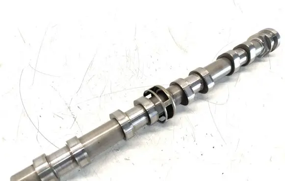 Mercedes-Benz Sprinter W906 Camshaft A6510500300 15350029232 OM651