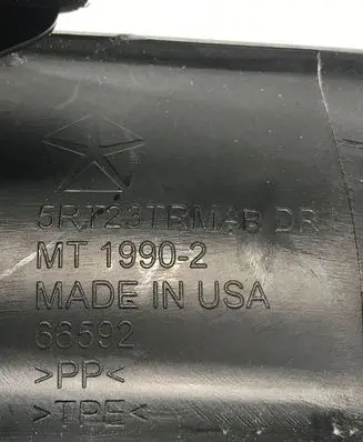 Chrysler Pacifica Front passenger seat rail trim 5RT23TRMAB MT19902 66592