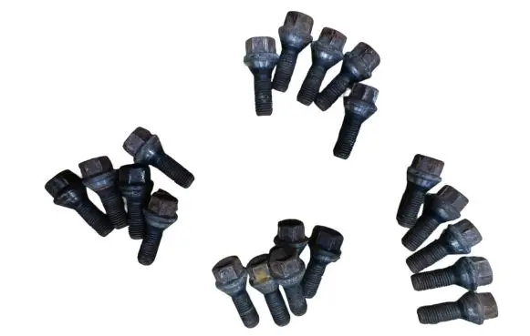 BMW 5 E60 E61 Nuts/bolts 