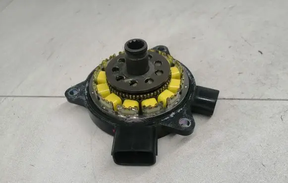 Toyota Prius (XW20) Other engine bay part 3558047010 0438000010