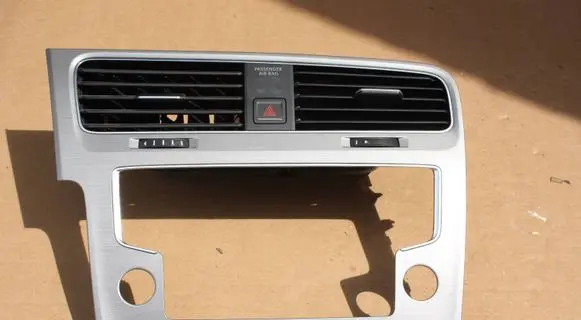 Volkswagen Golf VII Radio/GPS head unit trim 5G1819743