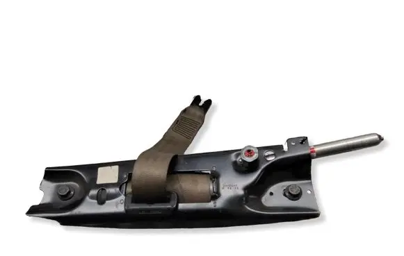 Volvo S80 Front seatbelt G6041213 80202