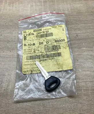 Mazda RX7 Ignition key/card CA0176201