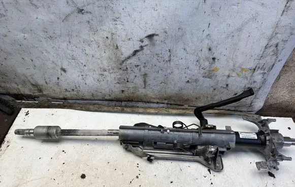 BMW X1 E84 Steering wheel axle 6784867