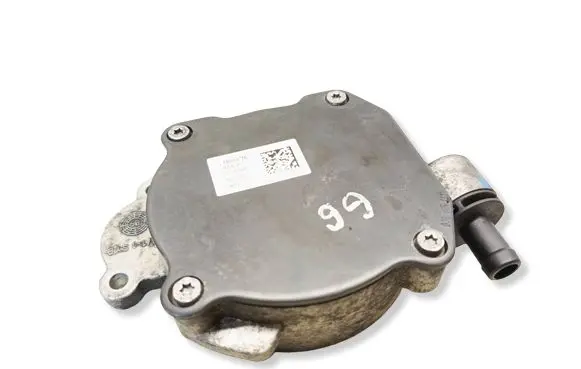 Volkswagen Golf VI Vacuum pump 03L145207 V300 A1519C03F