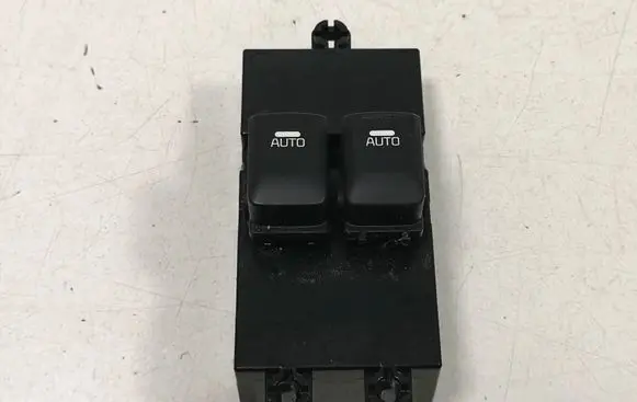 KIA Ceed Electric window control switch 93570A2800 49D49P1000