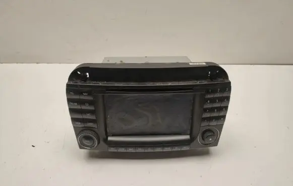 Mercedes-Benz S W220 CD/DVD changer A2208205989