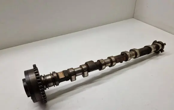 BMW 7 E65 E66 Camshaft 7570502 7534718