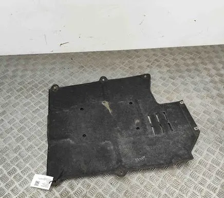 Porsche Macan (95B) Engine splash shield/under tray 95B825209D