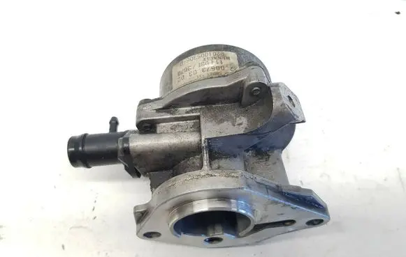 Renault Megane III Vacuum pump 8201005306 nr8438