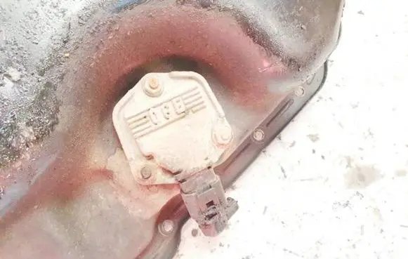 Audi Q7 4L Oil level sensor 06e907660