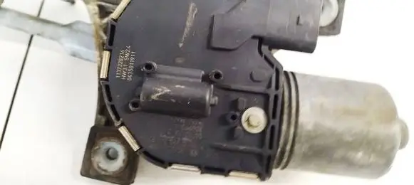 Volvo S40 Wiper motor 30699344