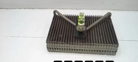 Volvo V70 Air conditioning (A/C) radiator (interior) BEHR97106