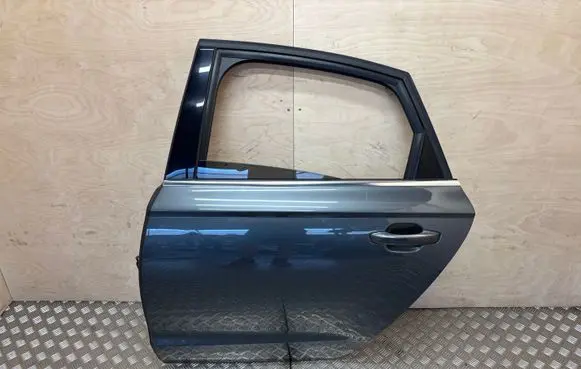 Rear door