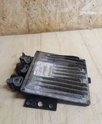 Renault Megane II Engine control unit/module 8200399038 8200513163 R0410B034A