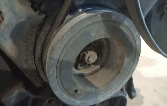 Volkswagen PASSAT B5 Crankshaft pulley