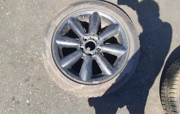 Mini Paceman (R61) R19 alloy rim 